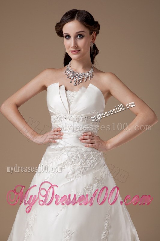 Pretty Strapless Court Train Cheap Wedding Dress with Appliques