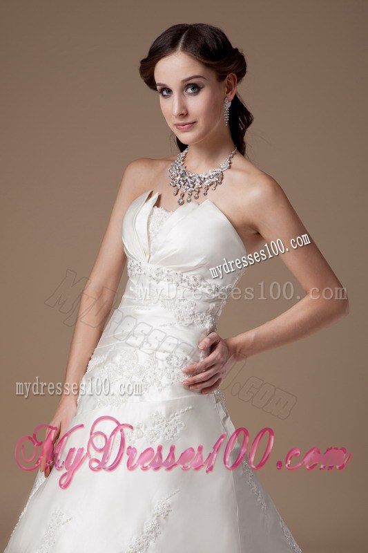 Pretty Strapless Court Train Cheap Wedding Dress with Appliques