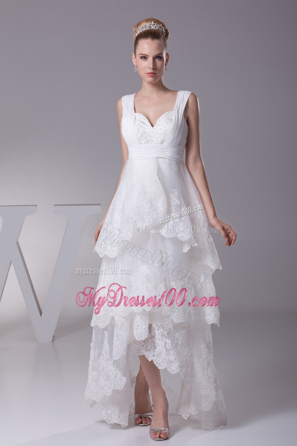 Fashionable Lace Straps High-low Wedding Dresses with Layers
