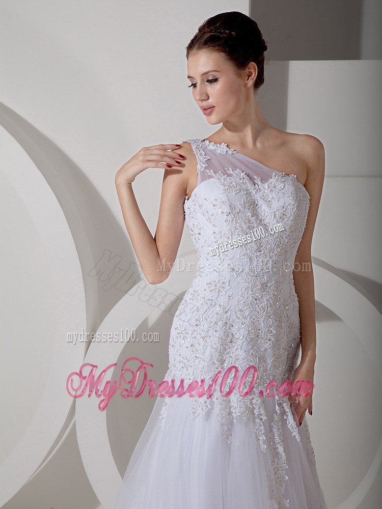 Lovely One Shoulder Court Train Pretty Lace Wedding Dress for 2013