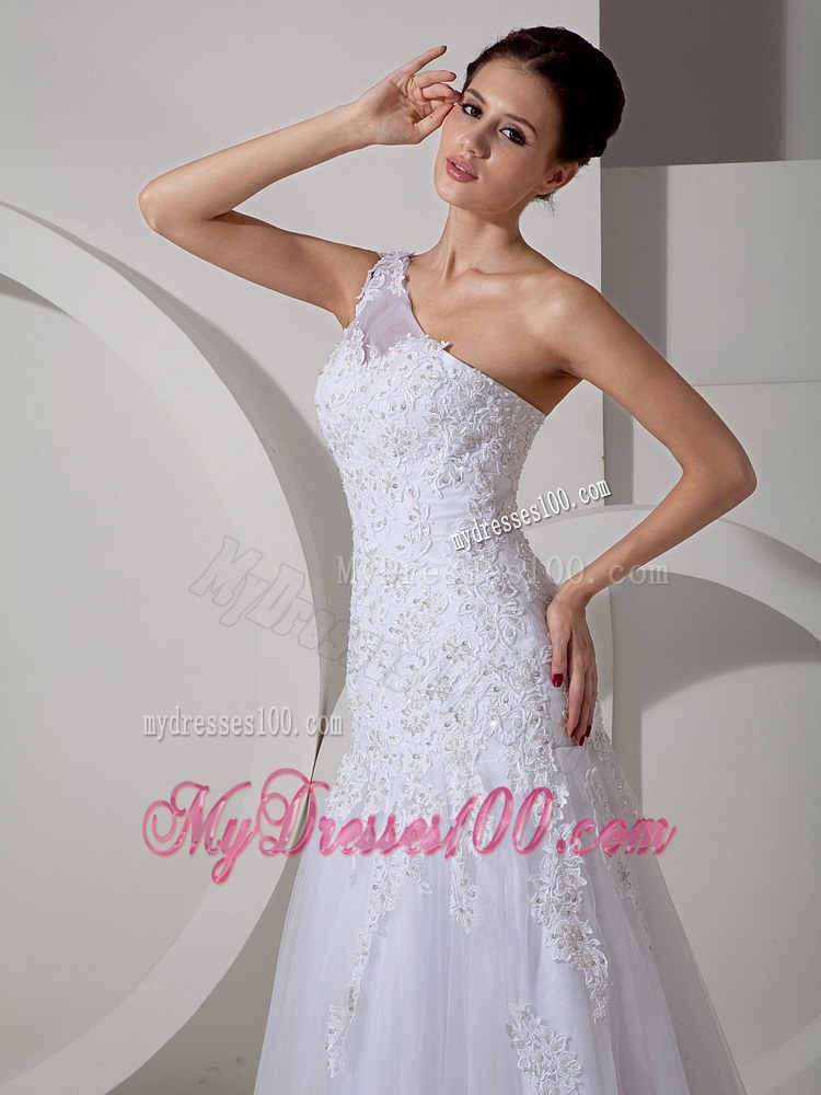 Lovely One Shoulder Court Train Pretty Lace Wedding Dress for 2013