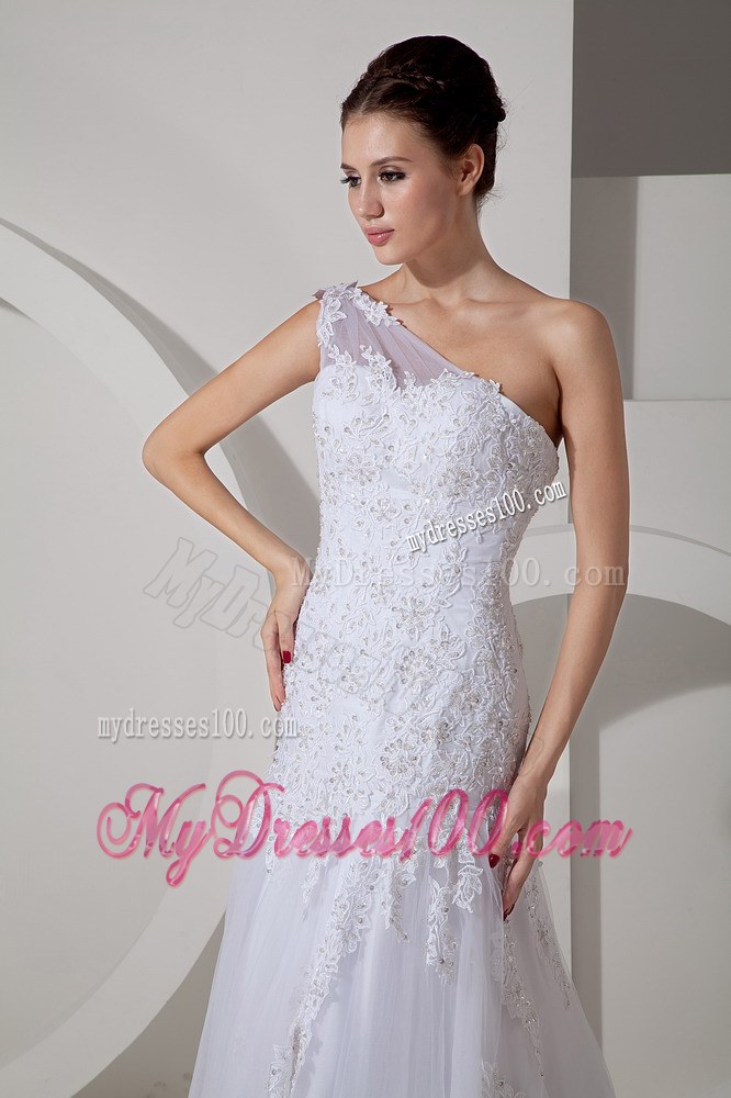 Lovely One Shoulder Court Train Pretty Lace Wedding Dress for 2013