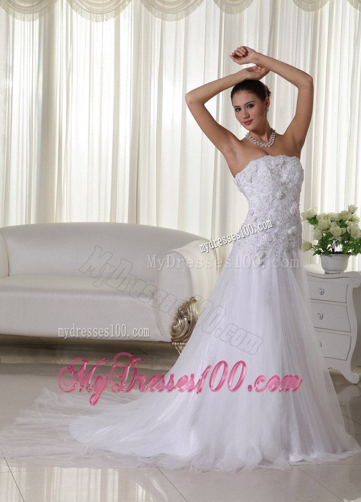 Lovely Strapless Chapel Train 2013 Luxurious Lace Wedding Gowns