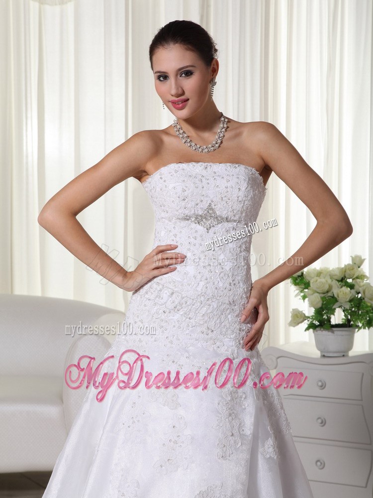 2013 Lovely Strapless Court Train Lace Wedding Dresses with Beading