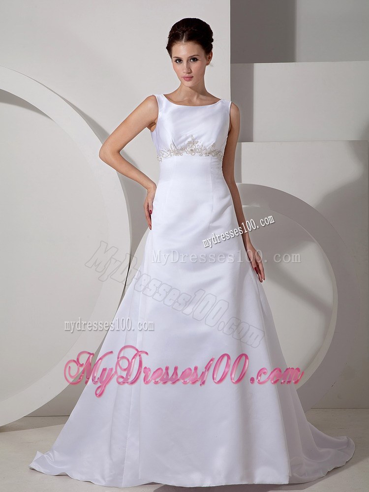 Low Price Scoop Court Train Appliques Discount Wedding Dress On Sale