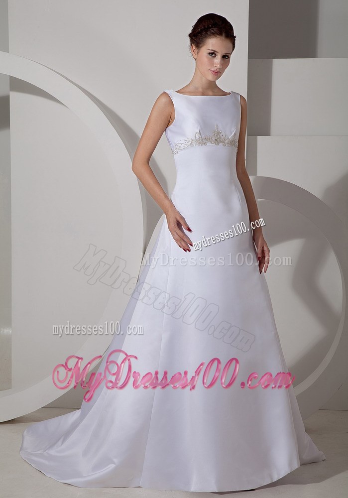 Low Price Scoop Court Train Appliques Discount Wedding Dress On Sale