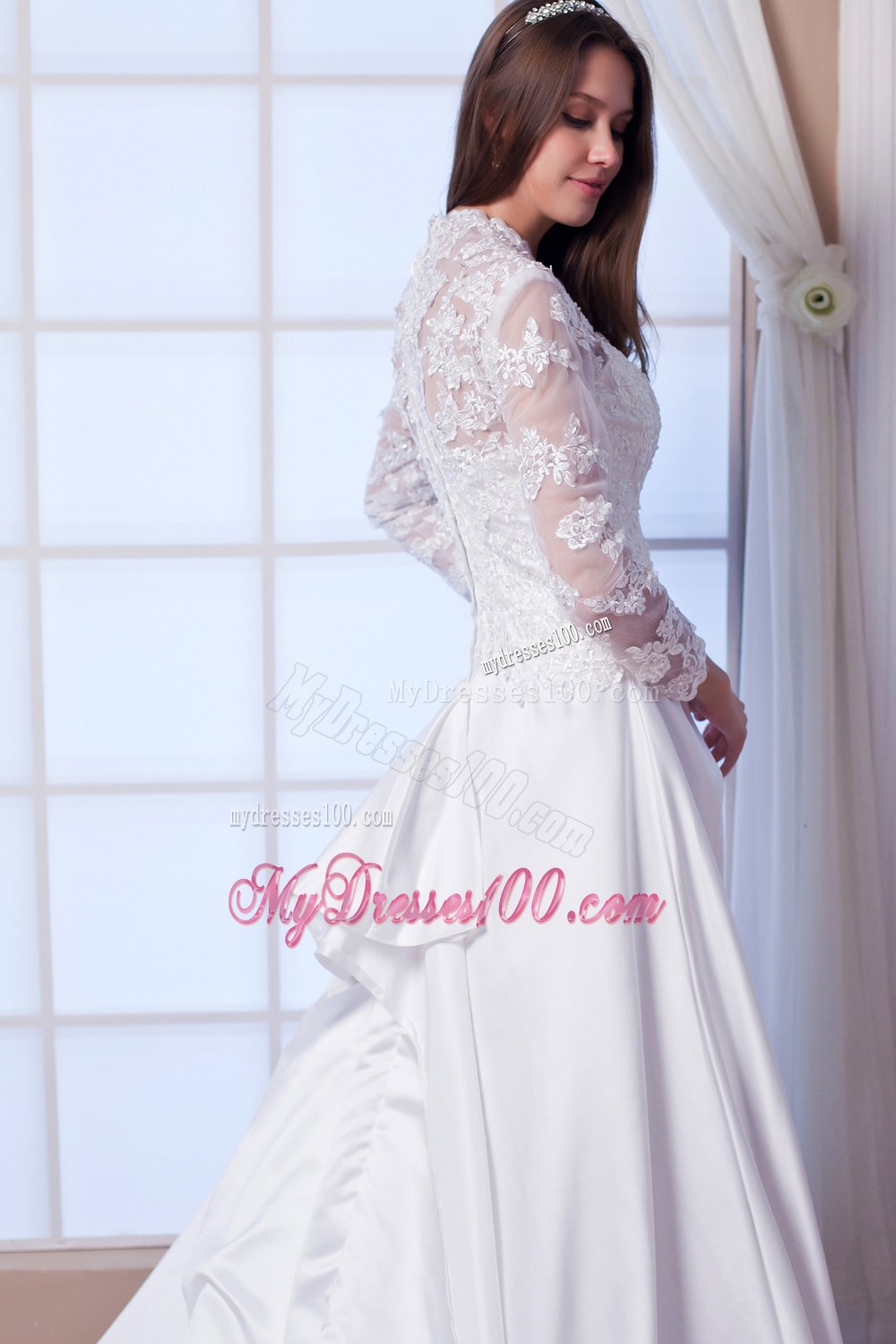 V-neck Chapel Train Lace Bridal Dress with 3 4 Length Sleeves
