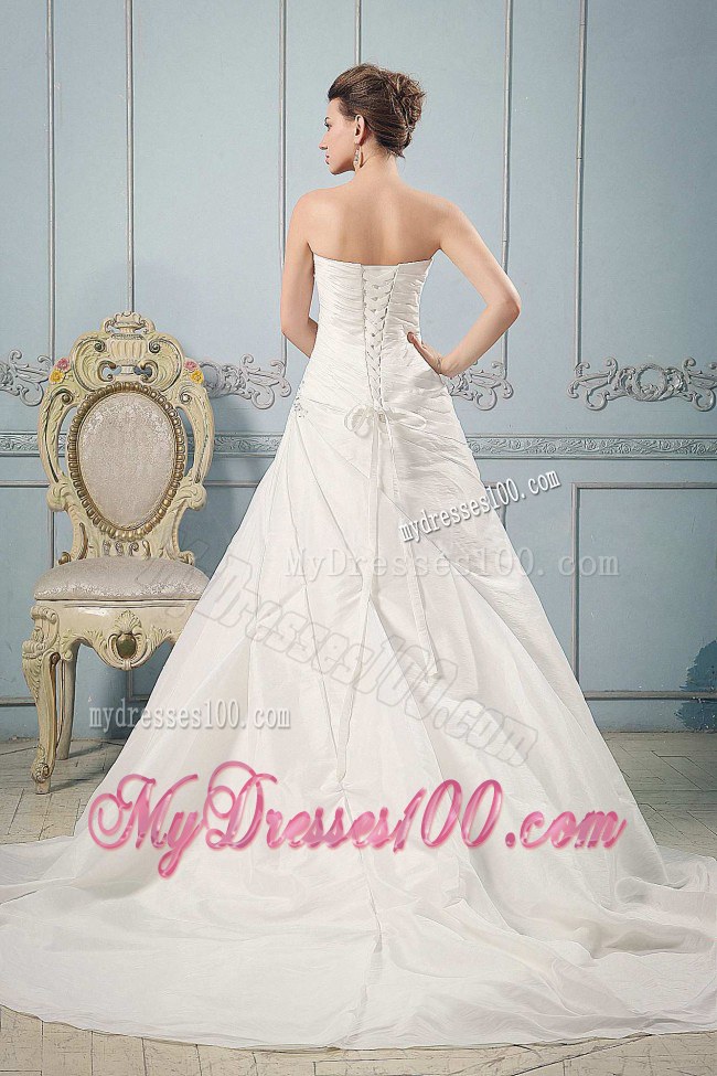 Luxurious Appliques and Ruching 2013 Strapless Wedding Dress for Cheap