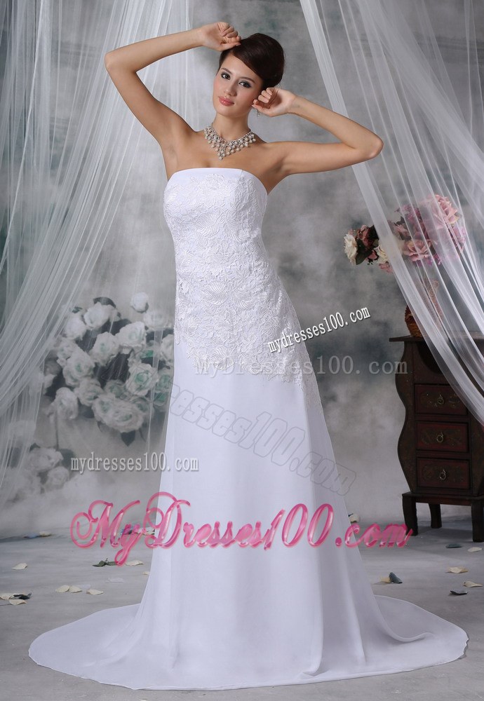 Lace Decorate Bodice Strapless Court Train Empire Wedding Gowns
