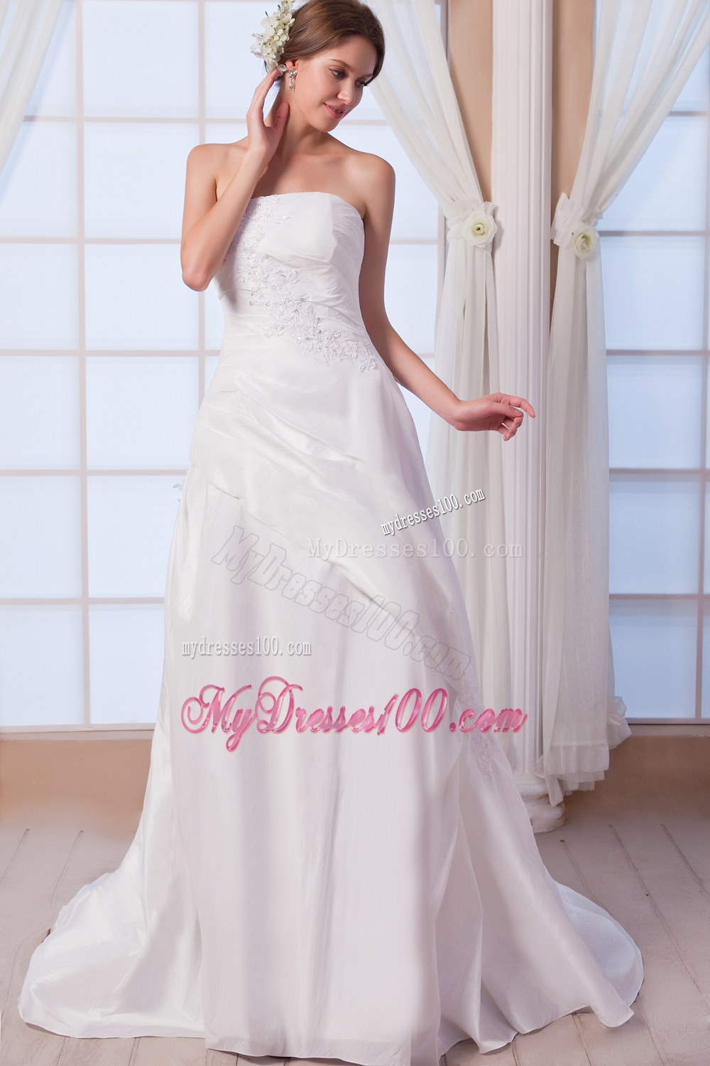 Modest Strapless Court Train Appliques 2013 Wedding Dresses
