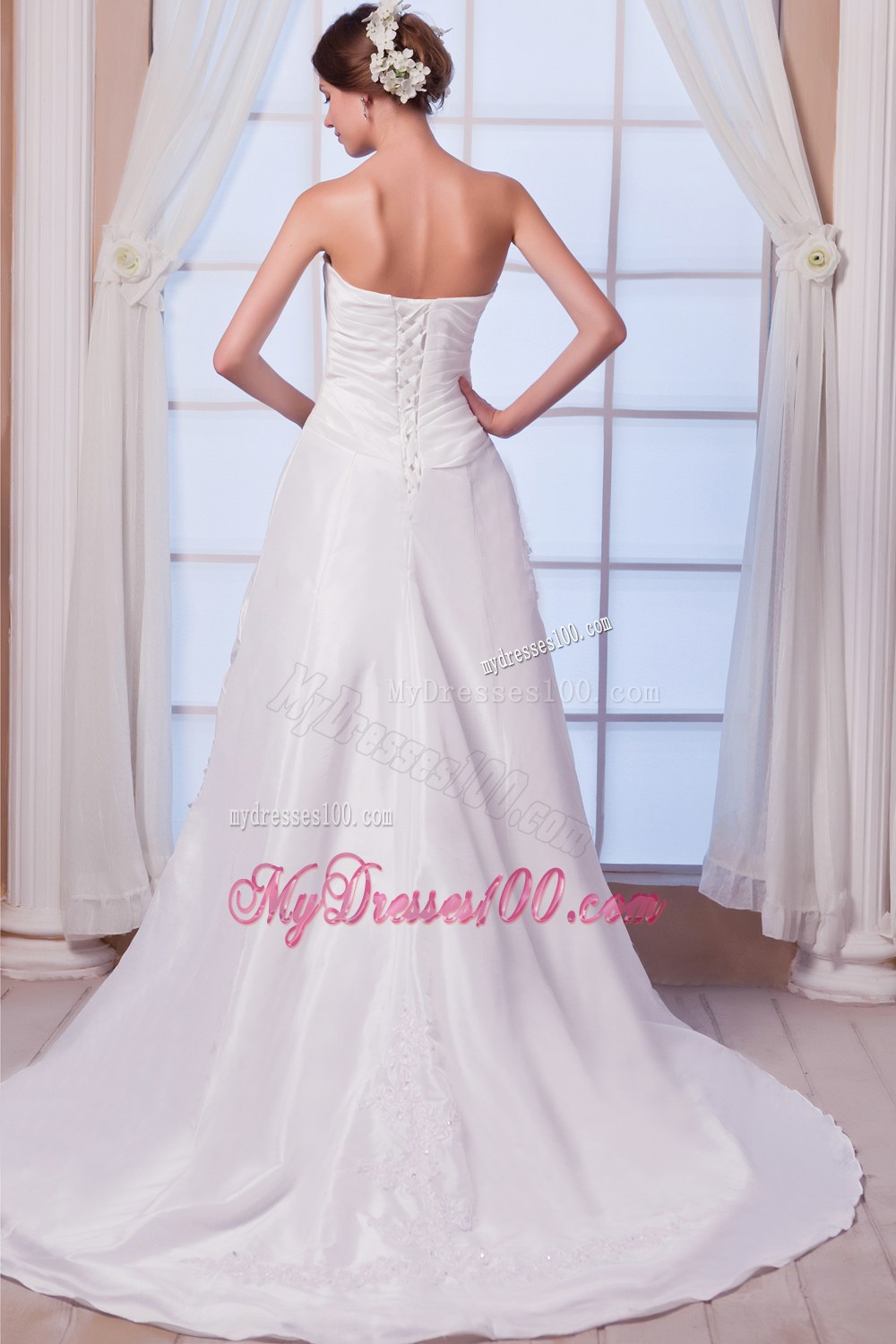 Modest Strapless Court Train Appliques 2013 Wedding Dresses