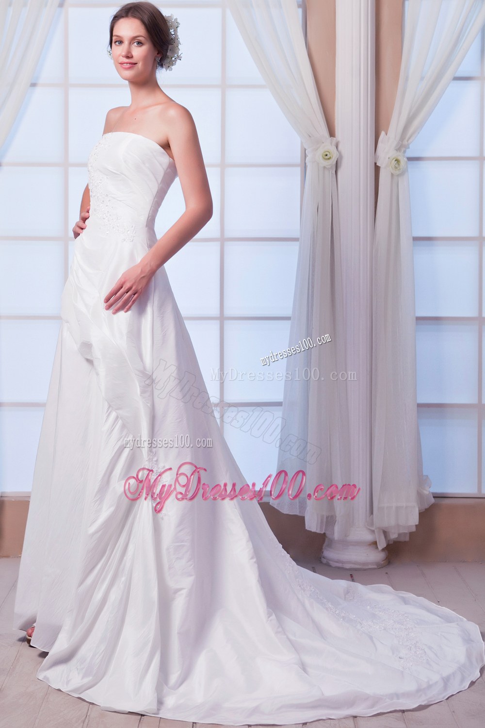 Modest Strapless Court Train Appliques 2013 Wedding Dresses