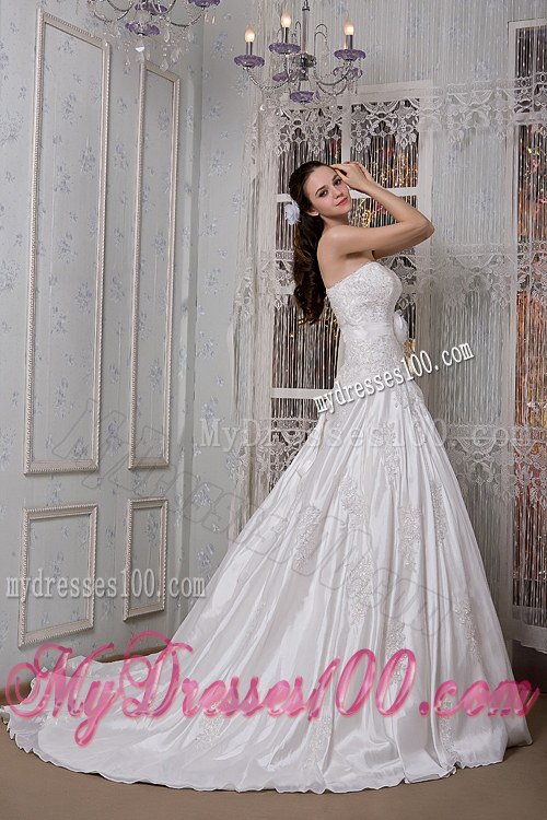 Modest Sweetheart Brush Train Appliques and Hand Made Flowers