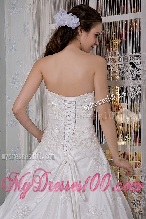 Modest Sweetheart Brush Train Appliques and Hand Made Flowers