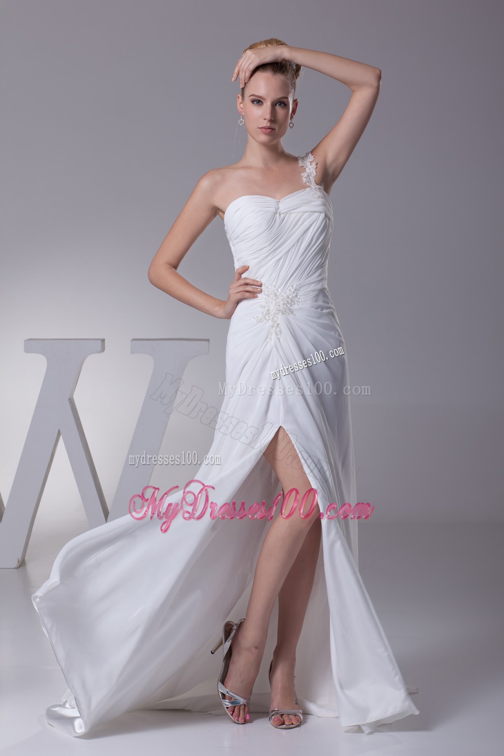 One Shoulder High Slit Ruching Appliques Wedding Dress