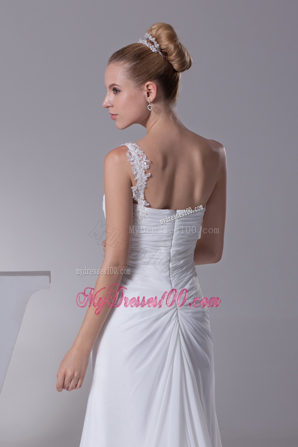 One Shoulder High Slit Ruching Appliques Wedding Dress