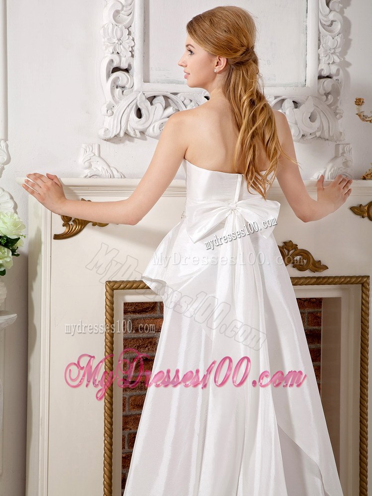 Popular Strapless Brush Train Wedding Gown with Beading and Bowknot