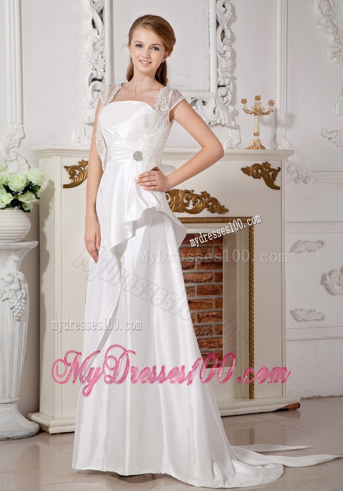Popular Strapless Brush Train Wedding Gown with Beading and Bowknot