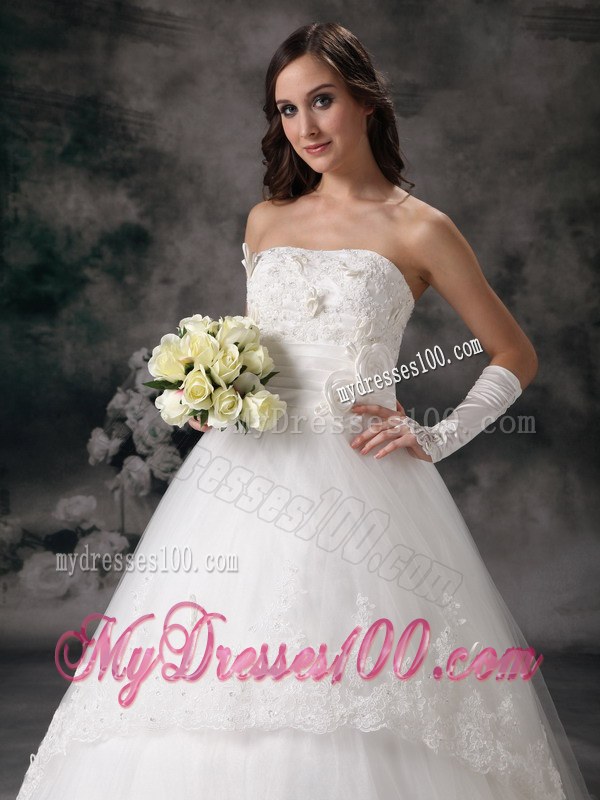 Lace Court Train Wedding Dresses with Hand Made Flowers and Bow