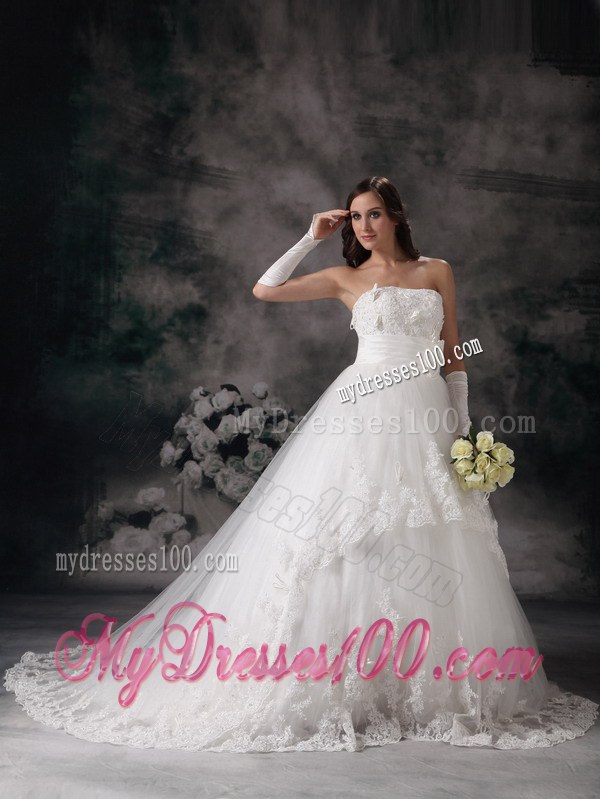 Lace Court Train Wedding Dresses with Hand Made Flowers and Bow