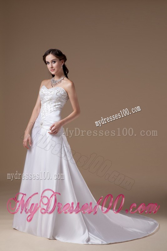 Popular Sweetheart Court Train Satin Embroidery Wedding Dresses