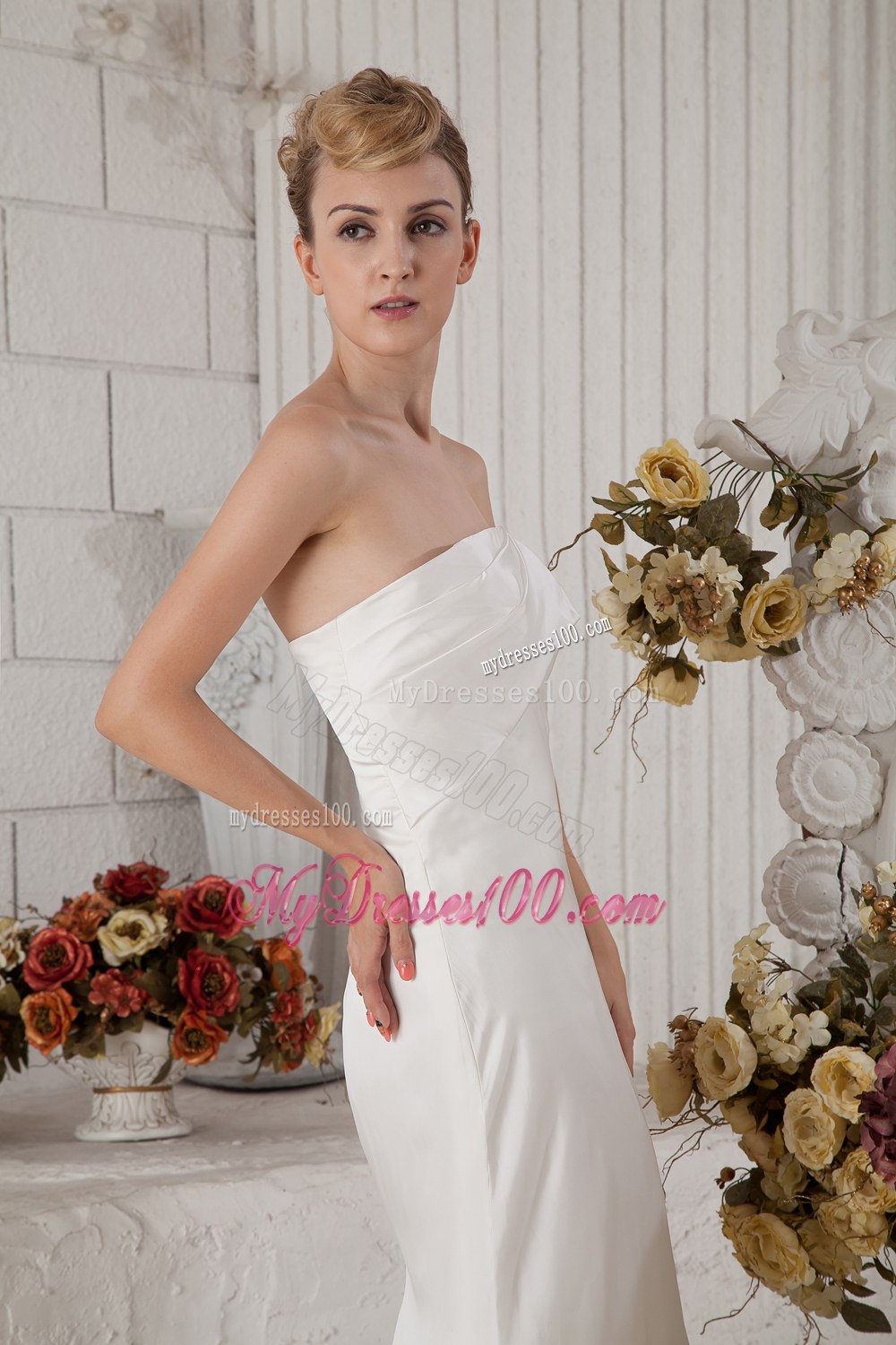 Popular Column Strapless Brush Train Wedding Dress with Ruching