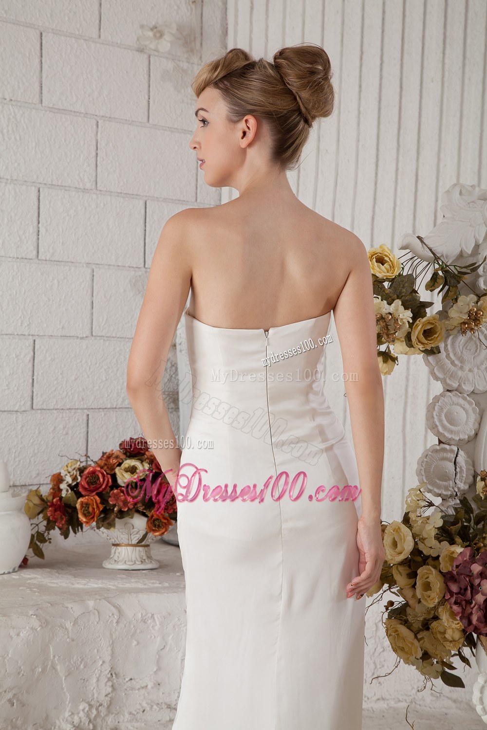 Popular Column Strapless Brush Train Wedding Dress with Ruching