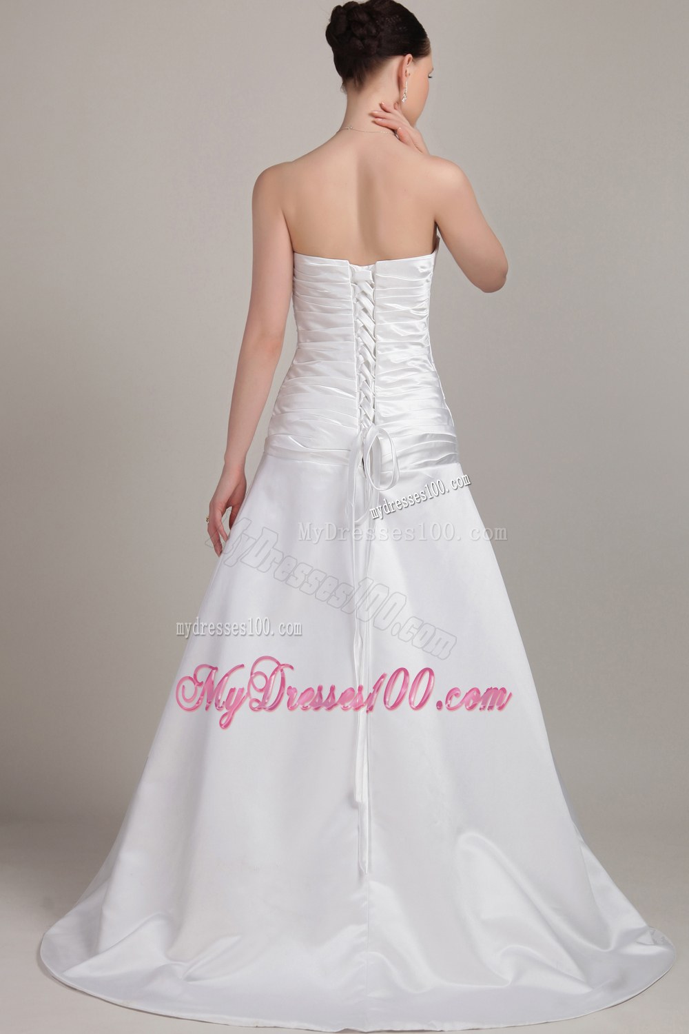 Romantic Sweetheart Brush Train Ruched Wedding Gowns