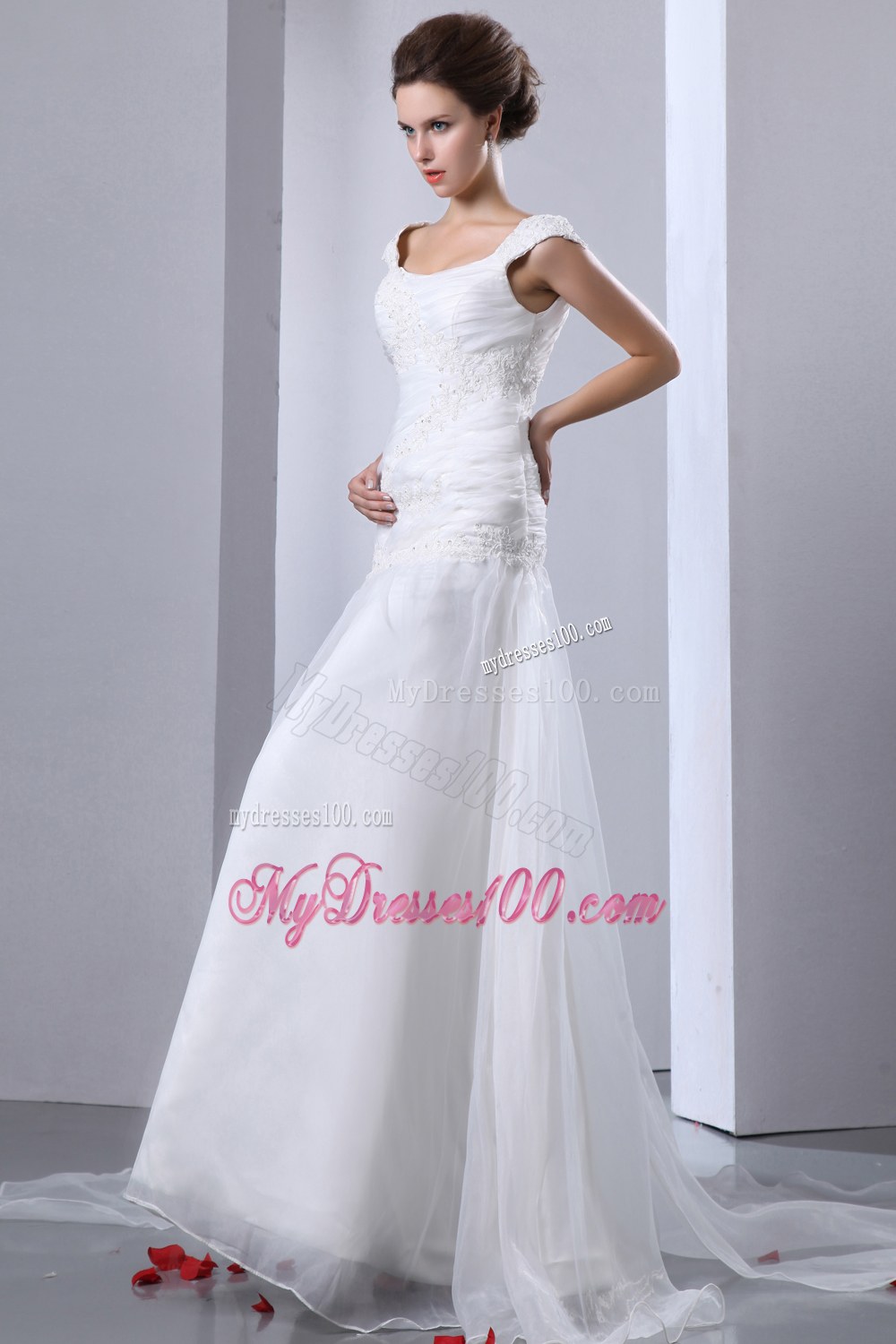Scoop Chapel Train Appliques Wedding Dresses with Cap Sleeves