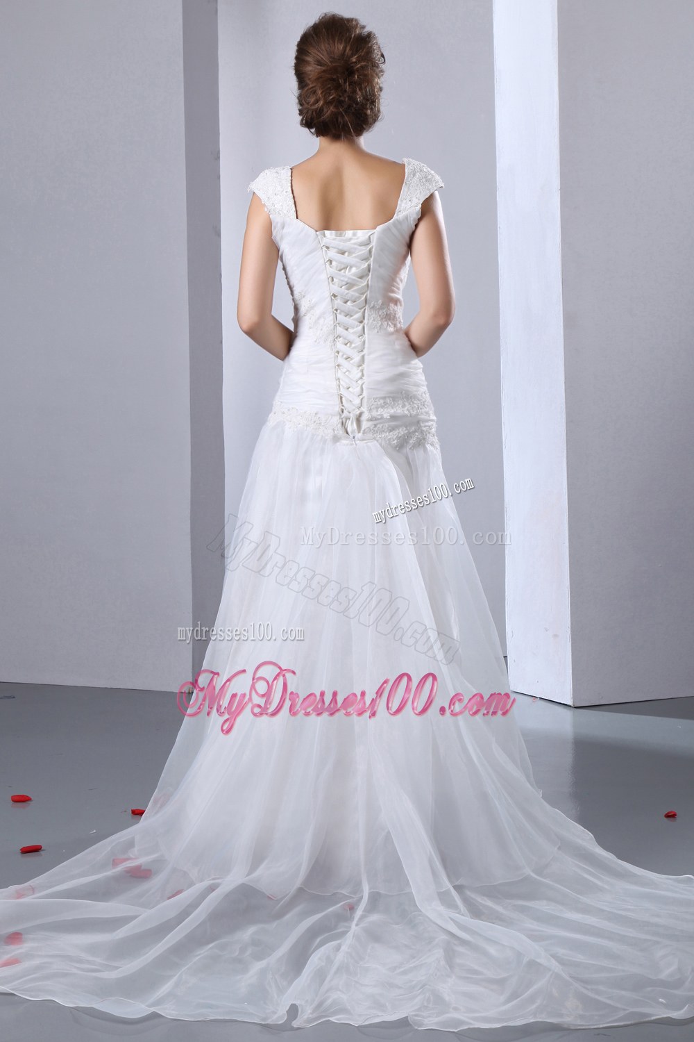 Scoop Chapel Train Appliques Wedding Dresses with Cap Sleeves