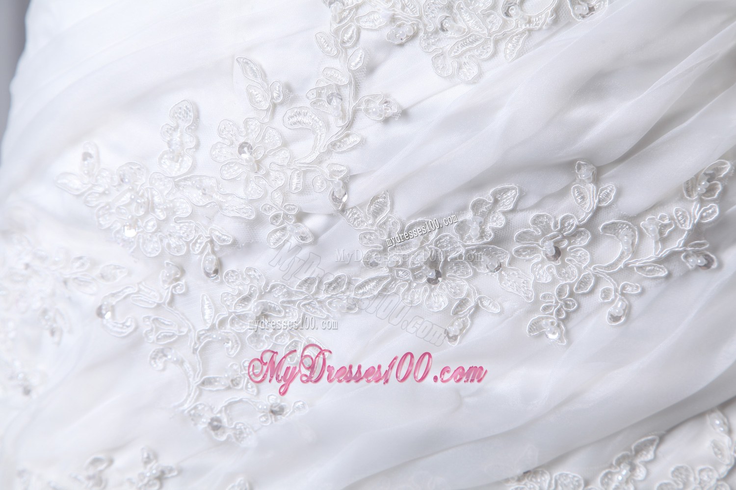 Scoop Chapel Train Appliques Wedding Dresses with Cap Sleeves