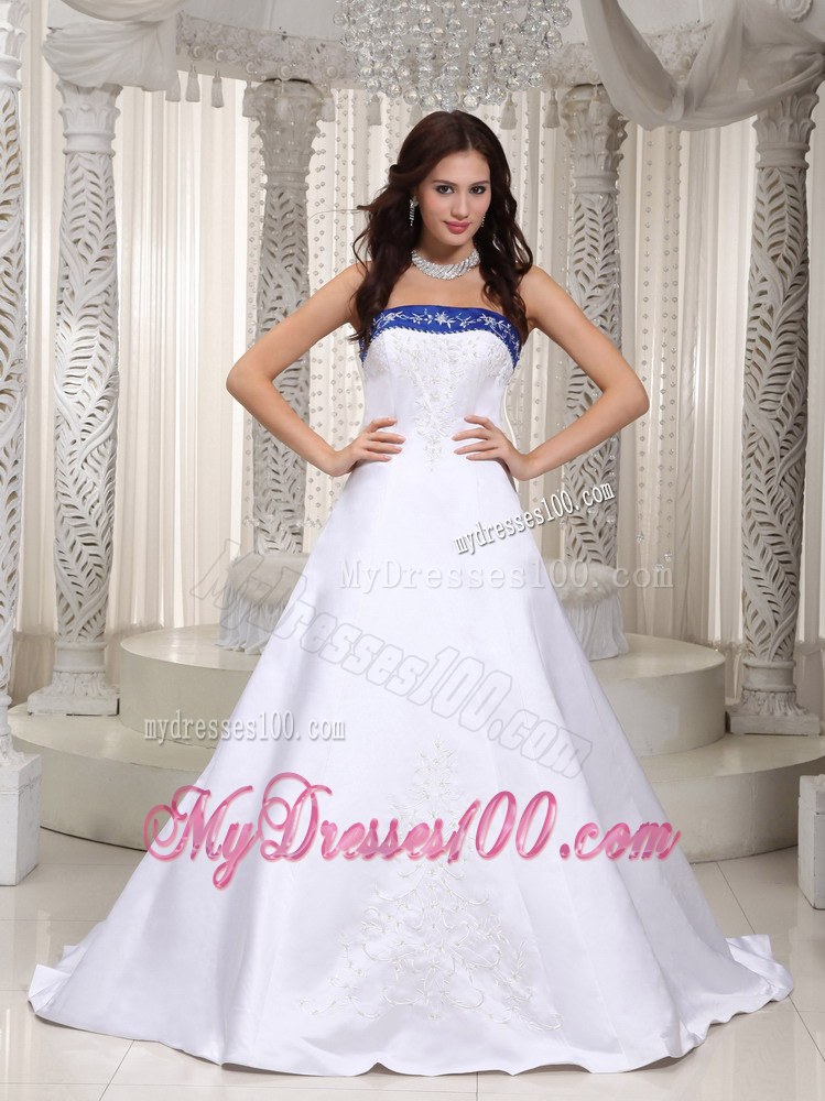 Romantic Strapless Court Train New Wedding Dress with Embroidery
