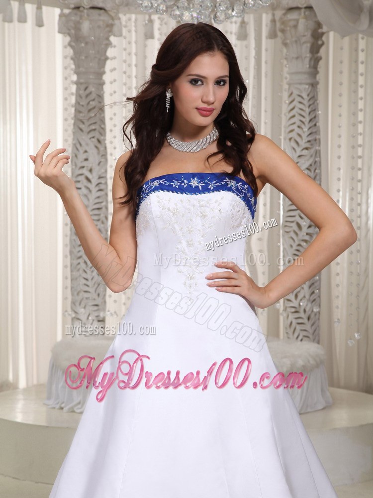 Romantic Strapless Court Train New Wedding Dress with Embroidery