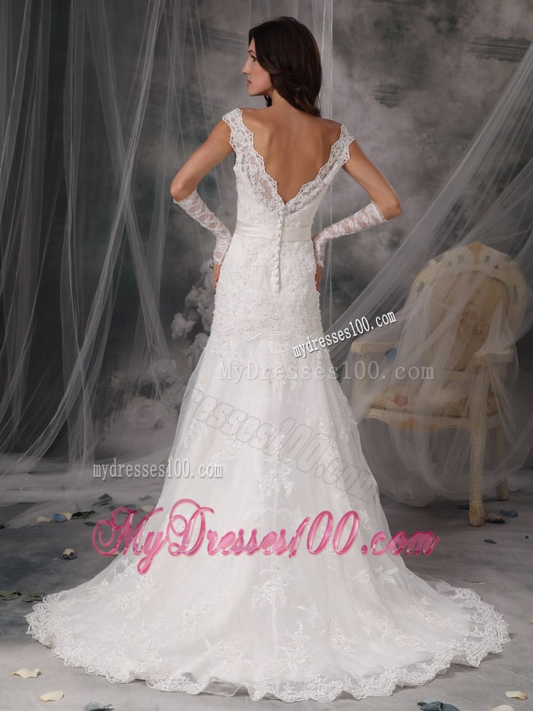 Sexy V-Neck Court Train 2013 Luxurious Lace Wedding Dresses