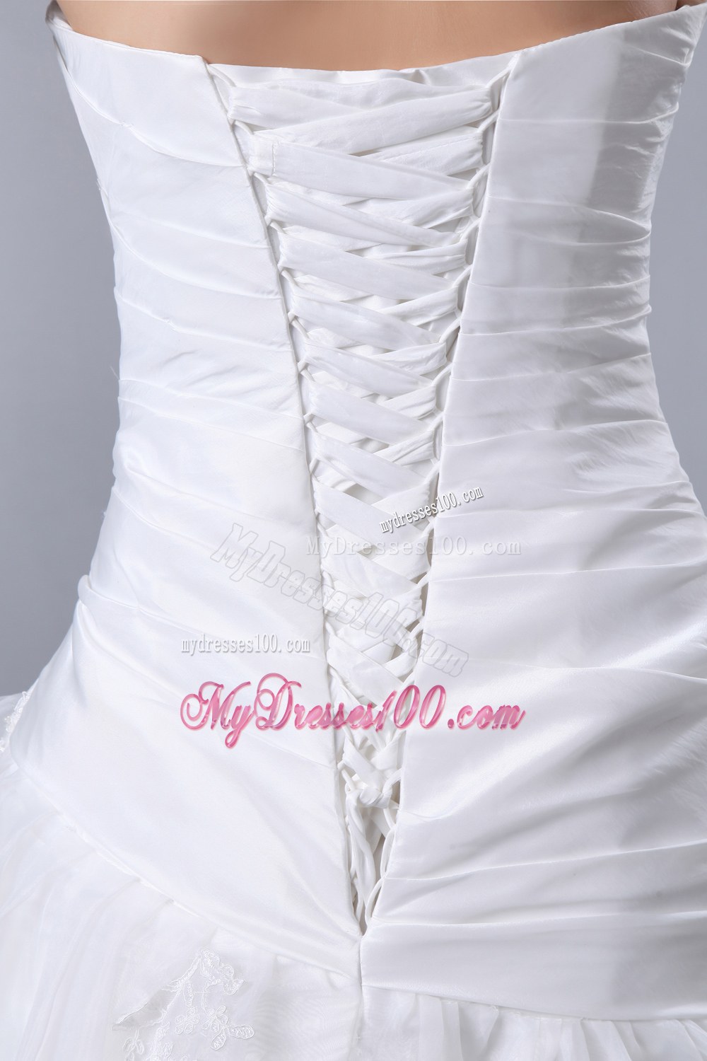 Gorgeous Flowers Strapless Court Train Appliques Wedding Gowns