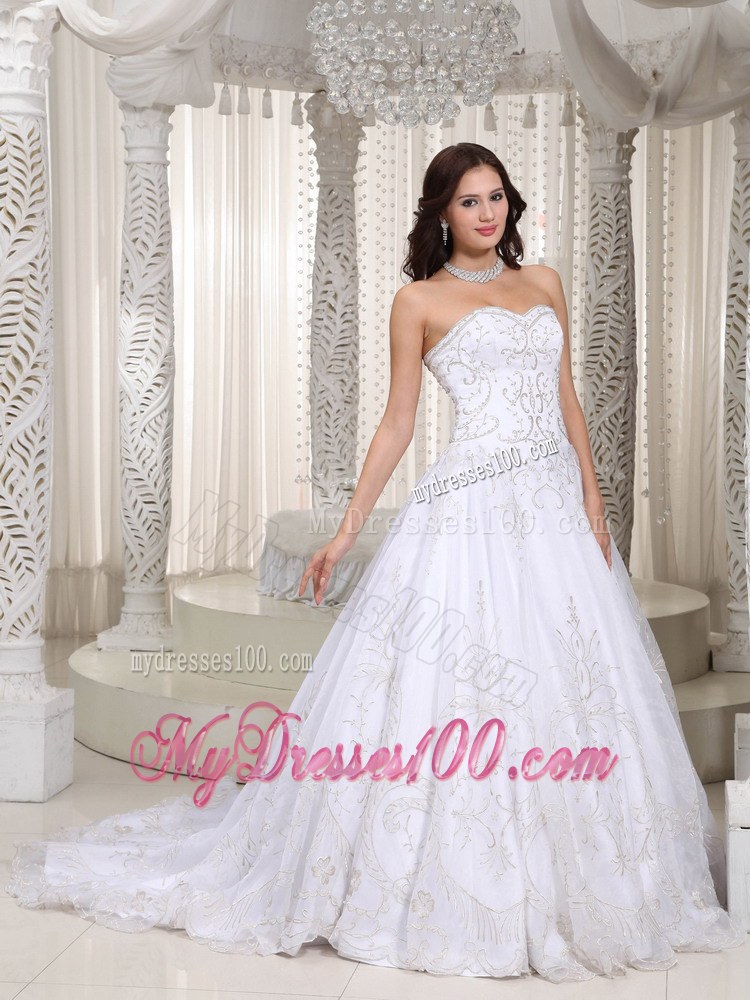 Gorgeous Sweetheart Court Train Appliqued 2013 Wedding Dresses