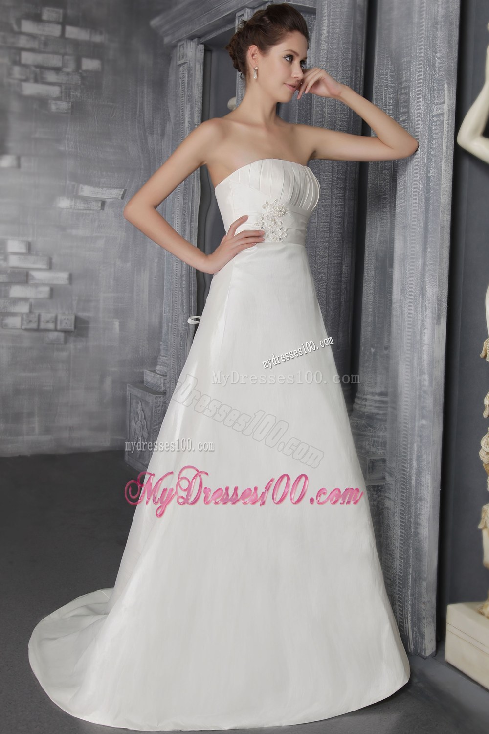 Simple Empire Strapless Brush Train Appliques Wedding Gowns