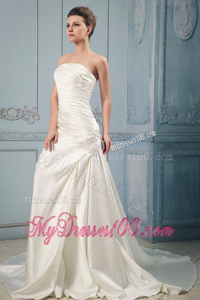 Simple Wedding Dress With Ruching and Appliques Court Train For Church