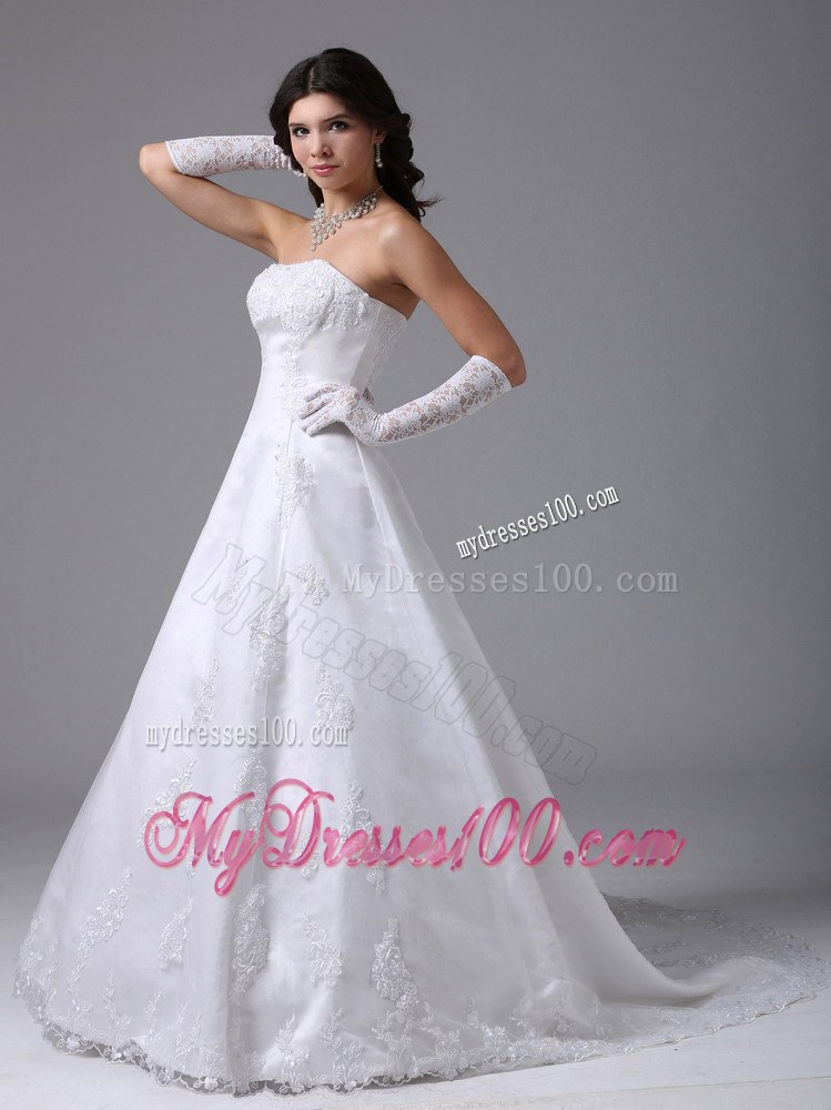Pretty Floor-length Strapless New Arrival Wedding Dresses with Lace