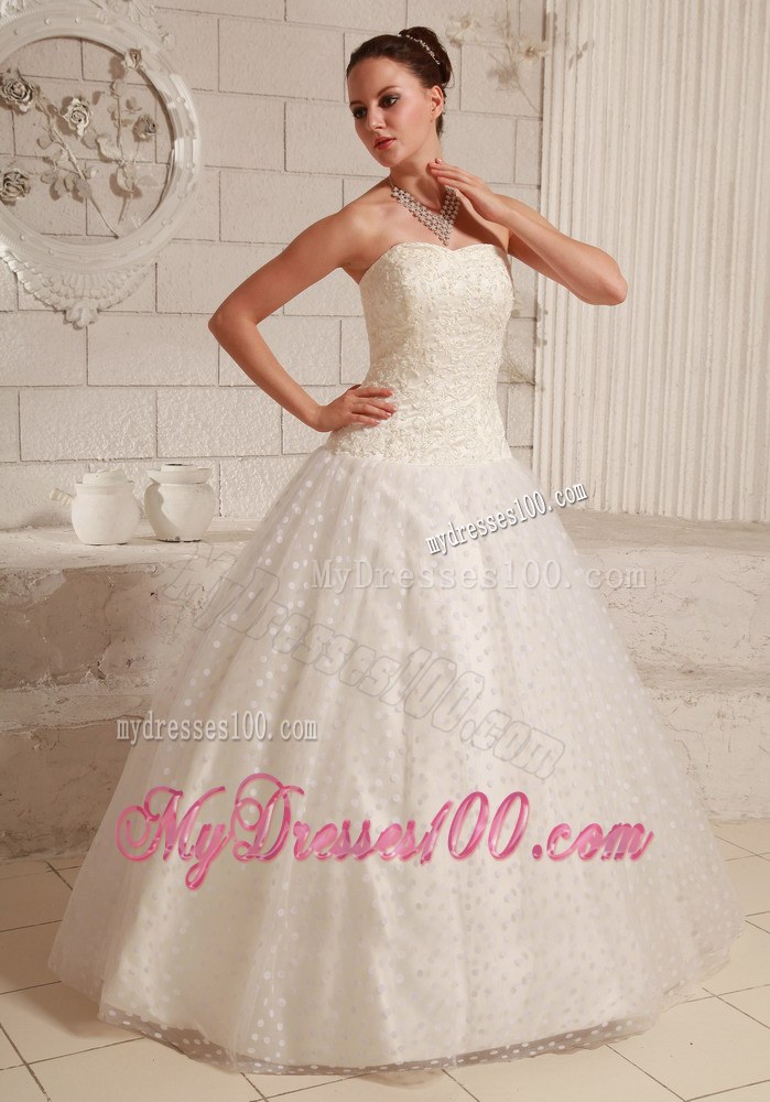 Strapless Appliques Ball Gown Special Tulle Wedding Gowns for Discount