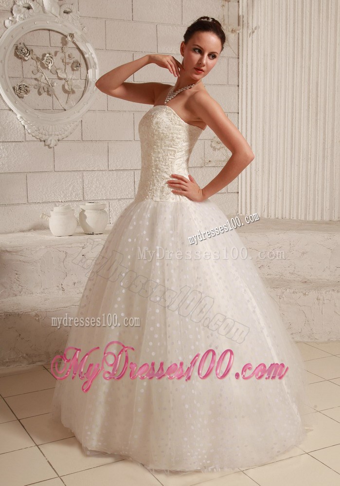 Strapless Appliques Ball Gown Special Tulle Wedding Gowns for Discount