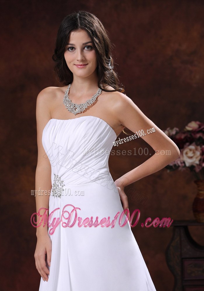 Pretty Beaded Decorate Sweetheart Beach Wedding Dresses On Sale