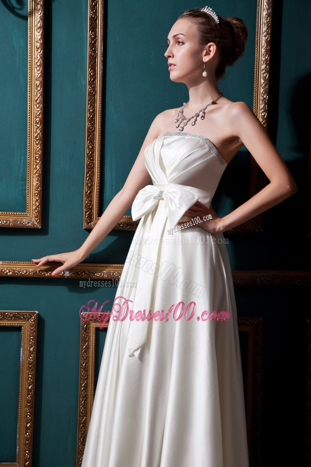 Sweet Column Strapless Wedding Dress with Beading and Bow