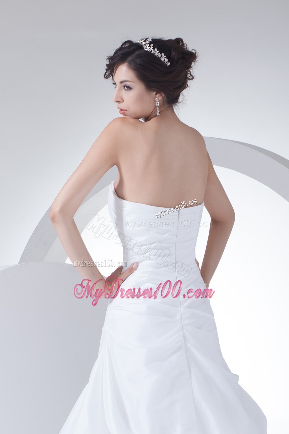 Sweetheart A-line Ruching Brush Train Wedding Dress