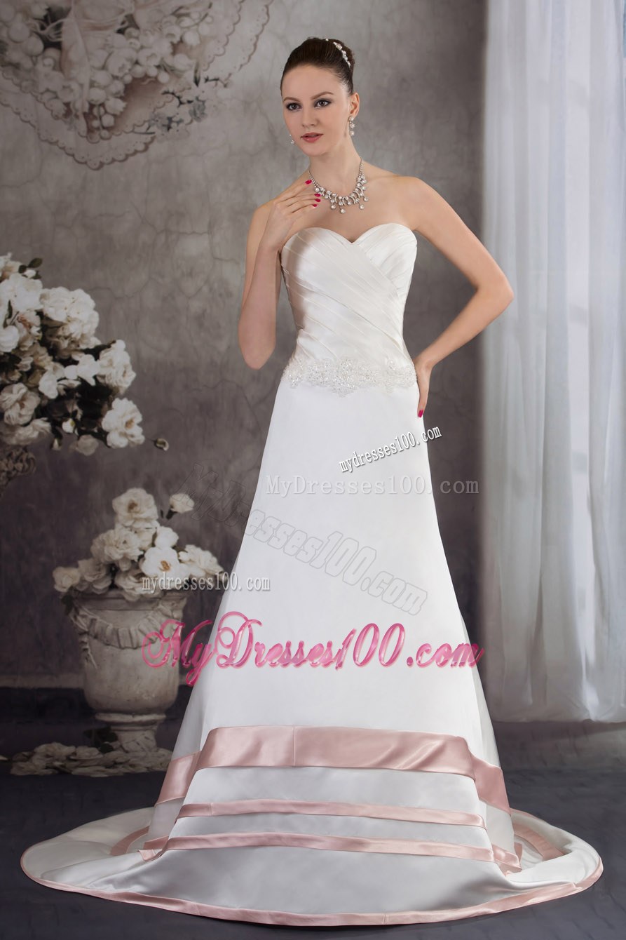 Sweetheart Brush Train Appliques Wedding Dresses for Cheap