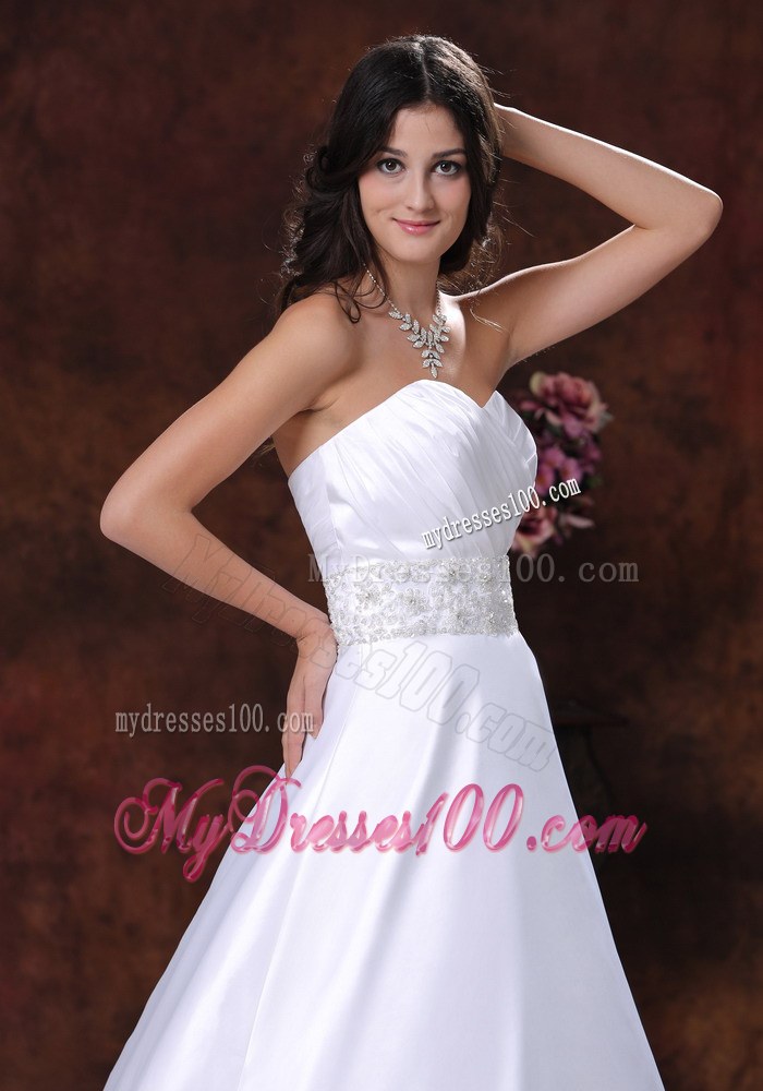 Modest Sweetheart Wedding Dresses With Beaded Decorate Waist