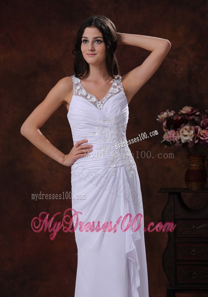 Cheap Wedding Dresses with White V-neck Appliques Floor-length