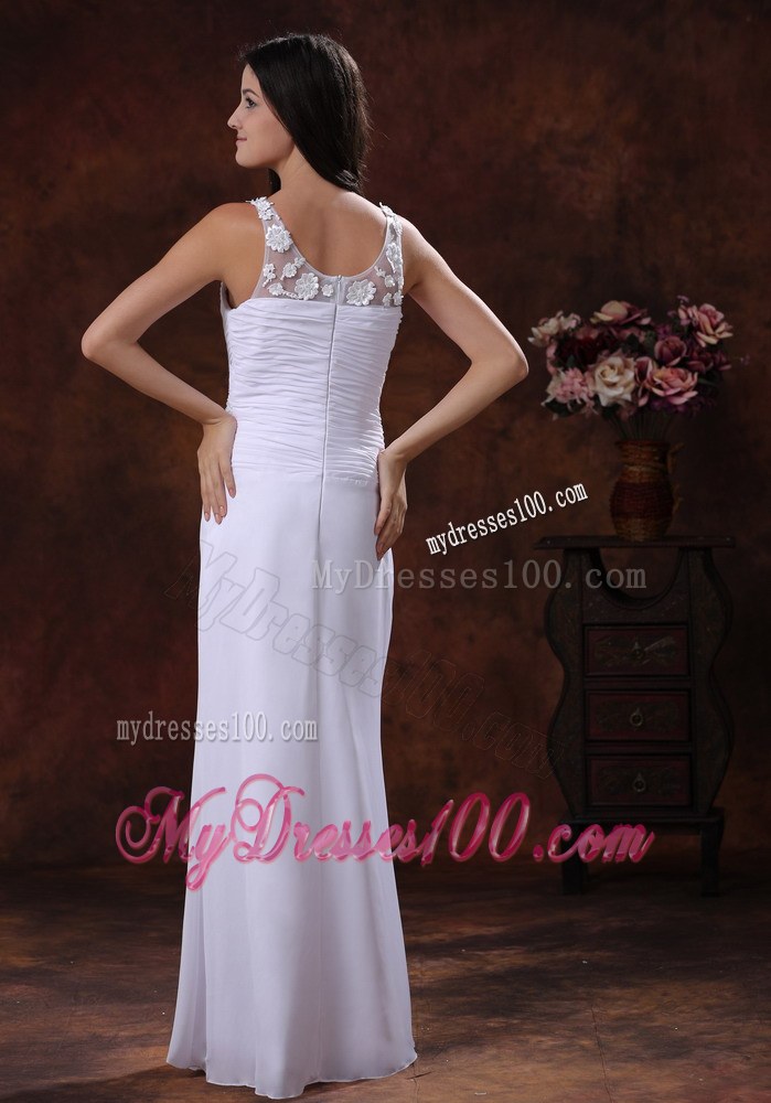 Cheap Wedding Dresses with White V-neck Appliques Floor-length