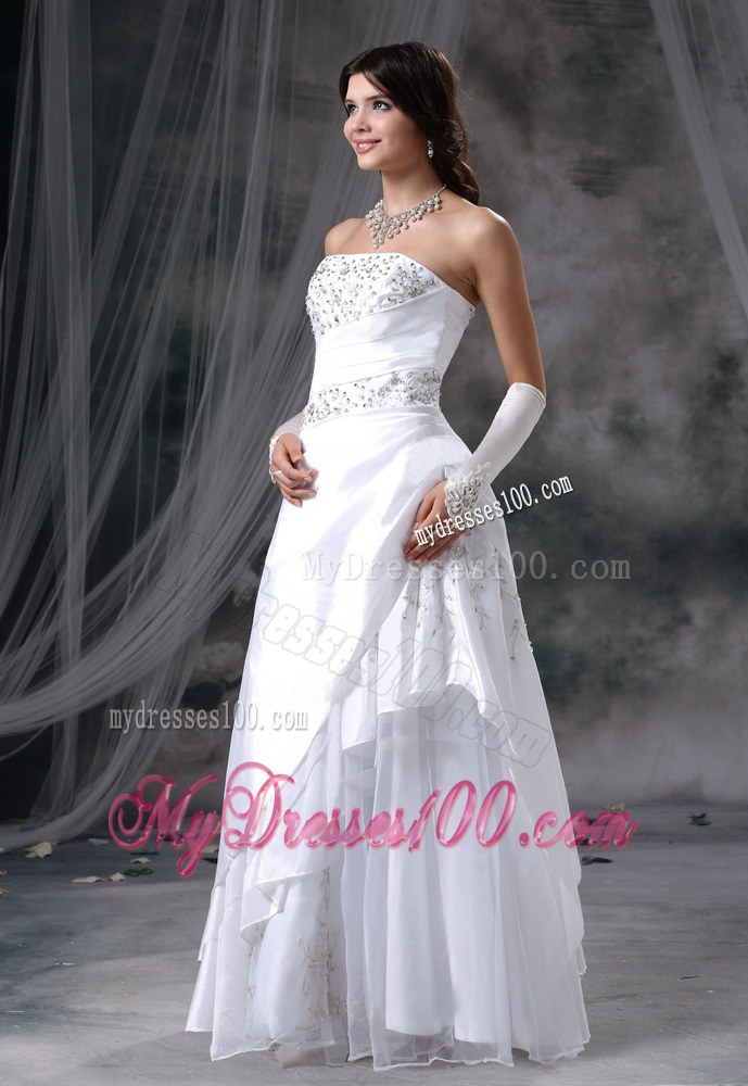 Appliques with Beading Decorate Up Bodice Cheap Bridal Dresses