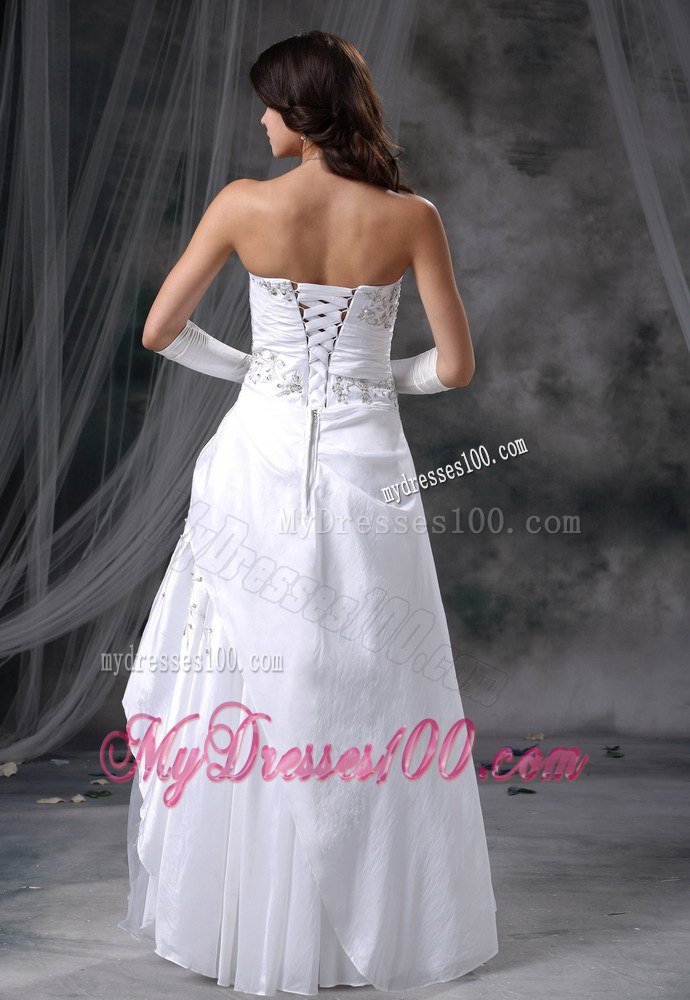 Appliques with Beading Decorate Up Bodice Cheap Bridal Dresses
